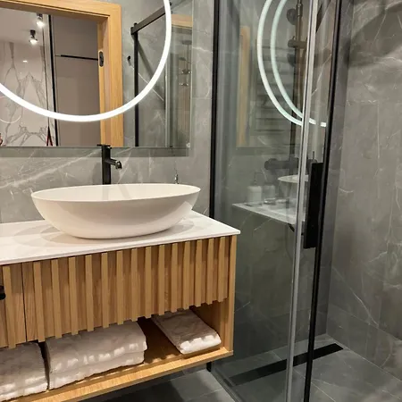 Baltic Waves Luksusowy Apartamnet Z Basenem I Parkingiem * Miedzyzdroje